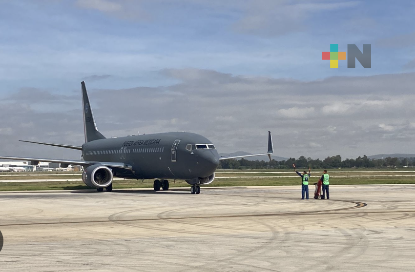 Abren puente aéreo a Acapulco para transportar enseres y despensas